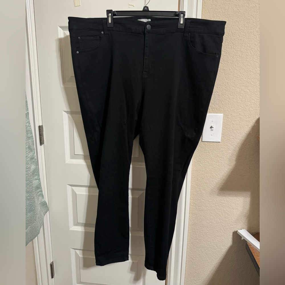 Black skinny jeans